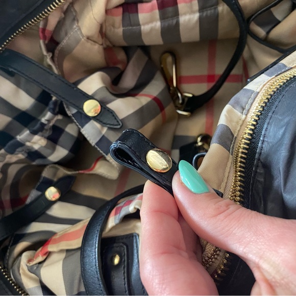 Burberry baby bag/duffel bag + diaper changing mat, shoulder strap + dust bag - Picture 10 of 12